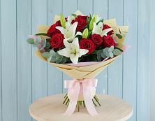 Букет цветов из:  Лилии и Розы в Мелихово