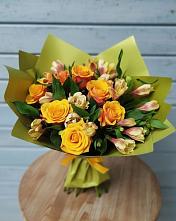 Букет цветов из:  Альстромерии и Розы в Мелихово