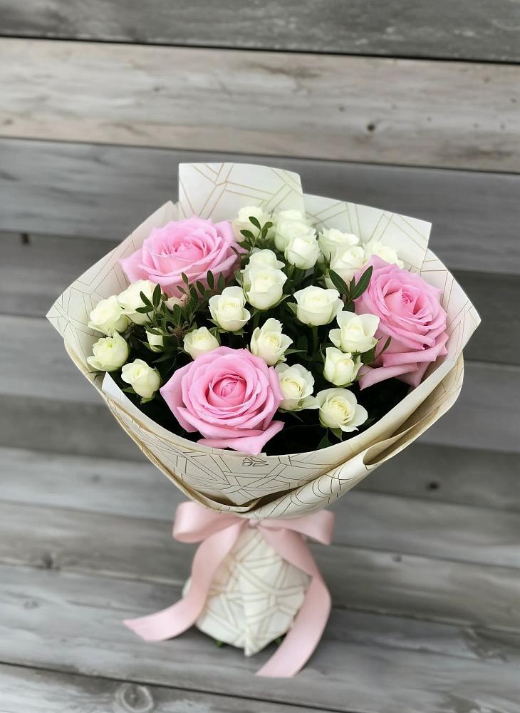 Букет цветов из: Розы в Мелихово