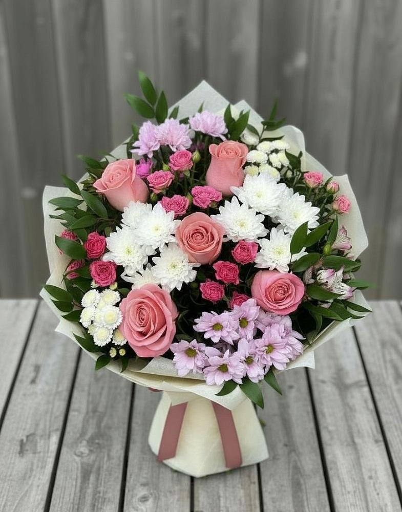 Букет цветов из: Альстромерии, Гвоздики, Розы и Хризантемы в Мелихово