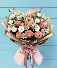 Букет цветов из:  Розы, Альстромерии и Лизиантусы в Мелихово