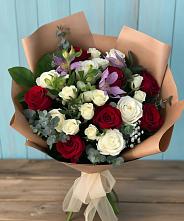 Букет цветов из:  Розы и Альстромерии в Мелихово