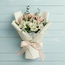 Букет цветов из:  Альстромерии в Мелихово