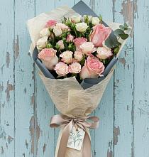 Букет цветов из:  Розы в Мелихово