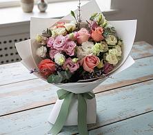 Букет цветов из:  Розы, Лизиантусы и Гвоздики в Мелихово