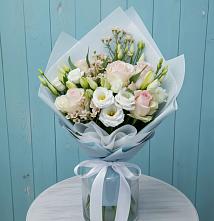 Букет цветов из:  Розы и Лизиантусы в Мелихово
