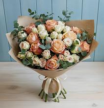 Букет цветов из:  Альстромерии и Розы в Мелихово