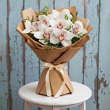 Букет цветов из:  Орхидеи и Розы #REPLACE_PRED# Мелихово